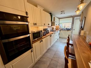 Kitchen- click for photo gallery